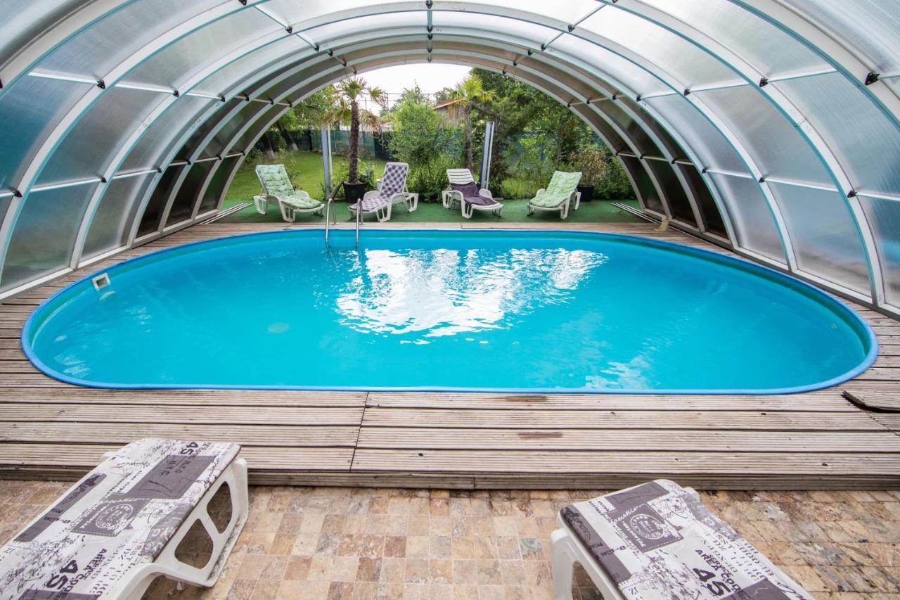 Casa Arcadia 1 Piscina,Jacuzzi, Sauna Buzău Exterior photo