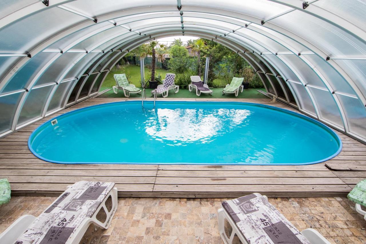 Casa Arcadia 1 Piscina,Jacuzzi, Sauna Buzău Exterior photo